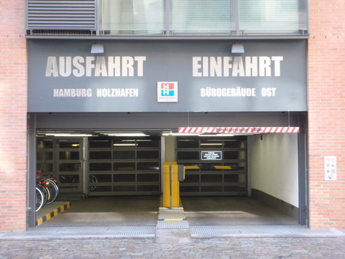 German words for Entrance and Exit.